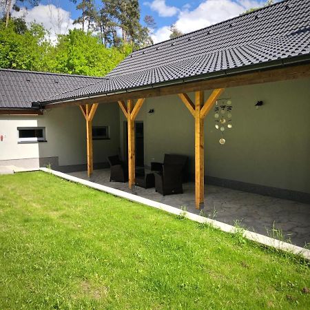 Mezonetovy Apartman S Terasou Na Samote V Lese Vlkava Exterior photo